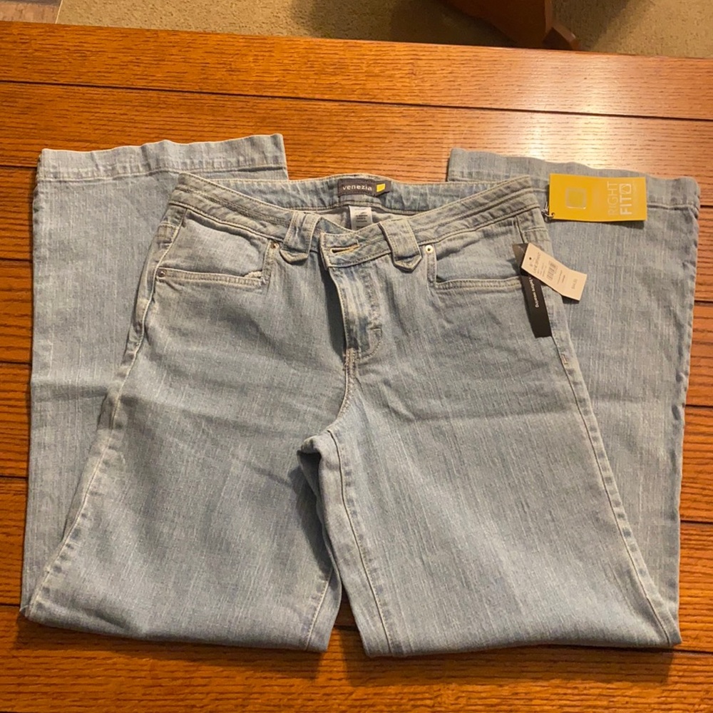 Venezia jeans. Size 1. Big for size.